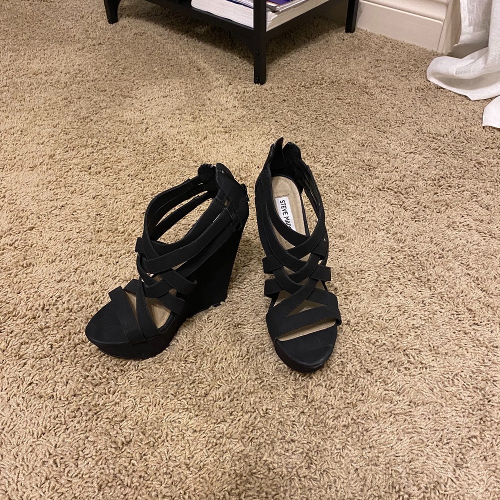 Black Thick Strap Wedges